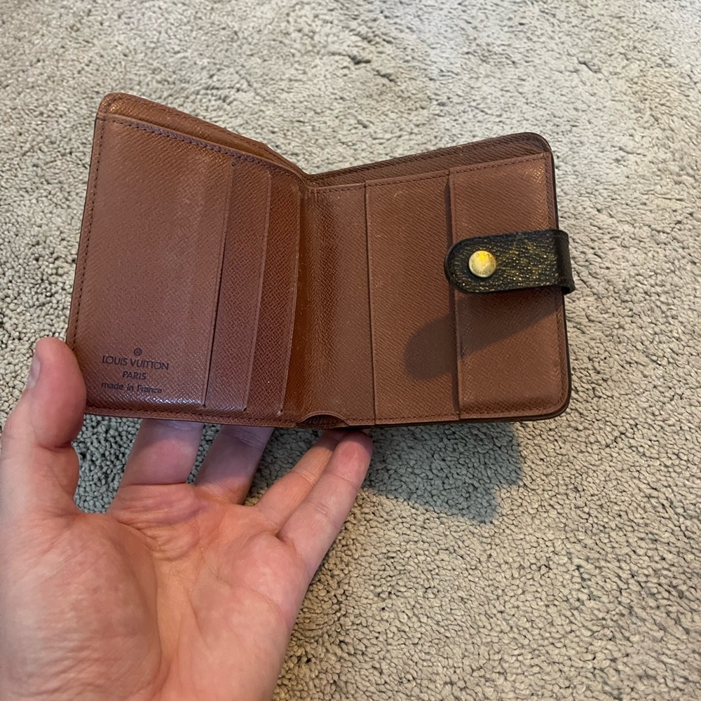 Louis Vuitton Bifold Wallet